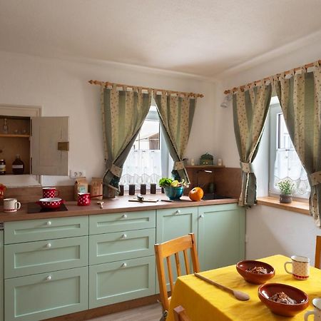 Cherry House - Cosy House - Ideal For Bear Watching, In The Neighborhood Of The Medieval Sneznik Castle Stari Trg pri Lozu Extérieur photo