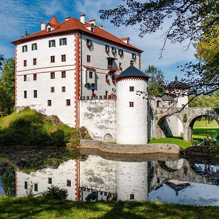 Cherry House - Cosy House - Ideal For Bear Watching, In The Neighborhood Of The Medieval Sneznik Castle Stari Trg pri Lozu Extérieur photo