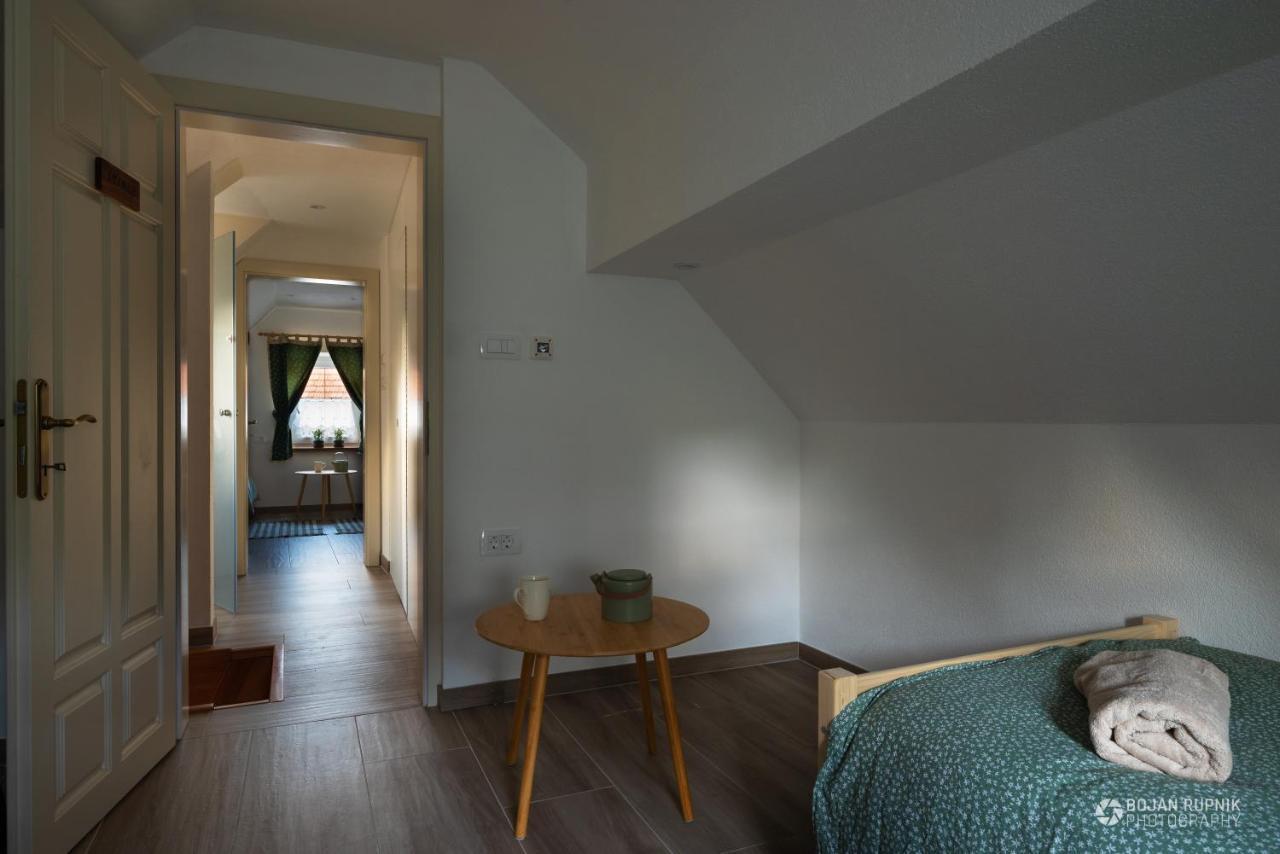 Cherry House - Cosy House - Ideal For Bear Watching, In The Neighborhood Of The Medieval Sneznik Castle Stari Trg pri Lozu Extérieur photo