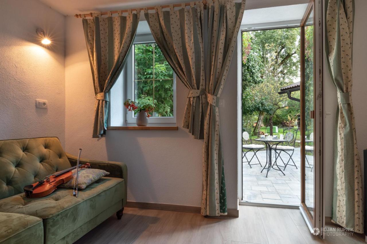 Cherry House - Cosy House - Ideal For Bear Watching, In The Neighborhood Of The Medieval Sneznik Castle Stari Trg pri Lozu Extérieur photo